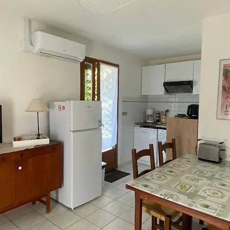 Les De Pailhes Holiday home Pailhes (Herault)